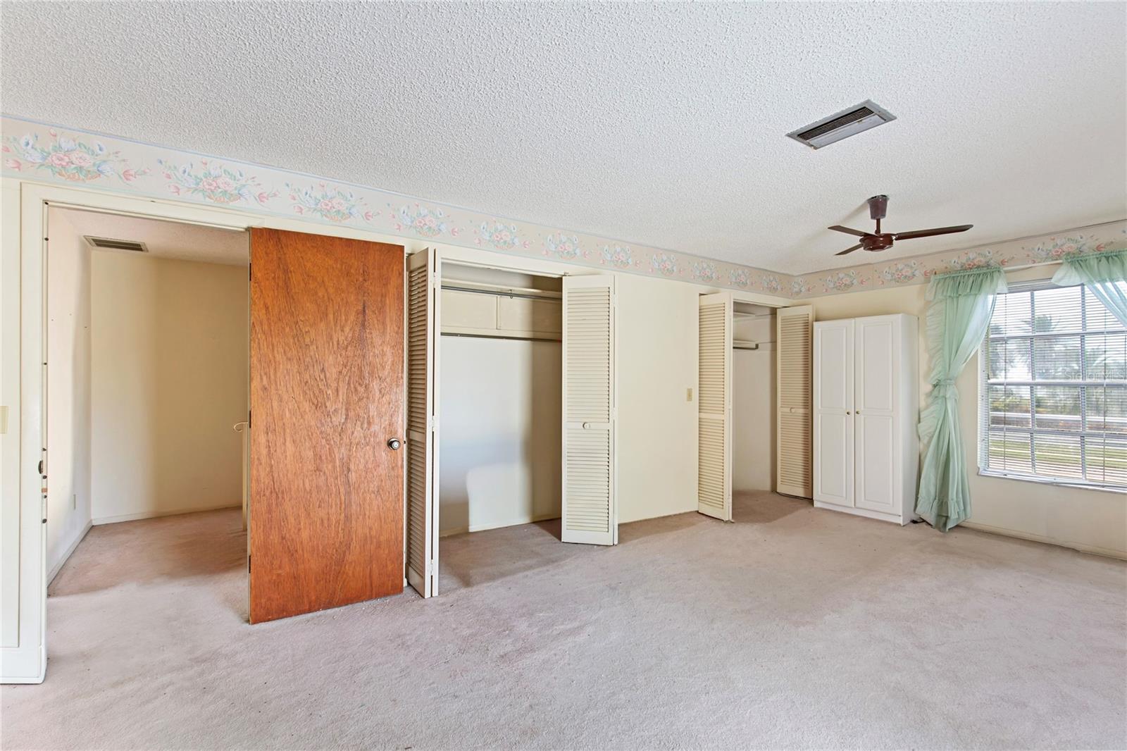 Image 19 of 43 For 205 Gulf Boulevard