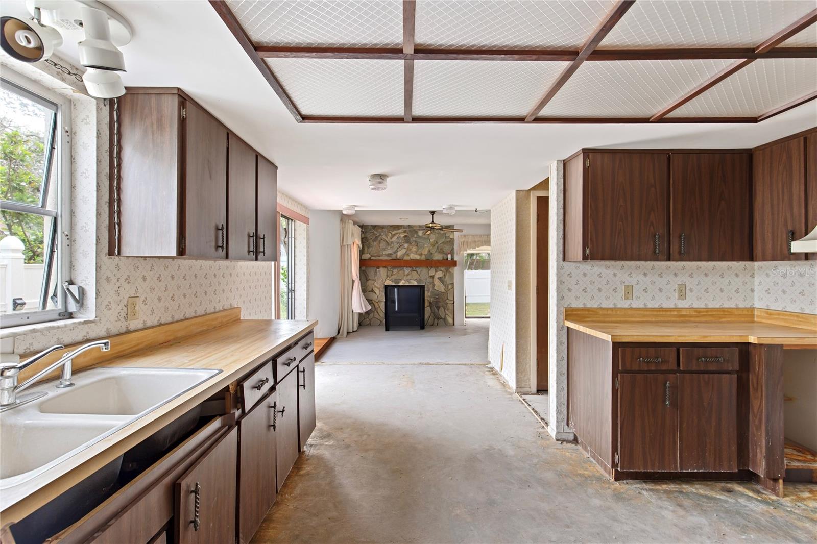 Image 34 of 43 For 205 Gulf Boulevard