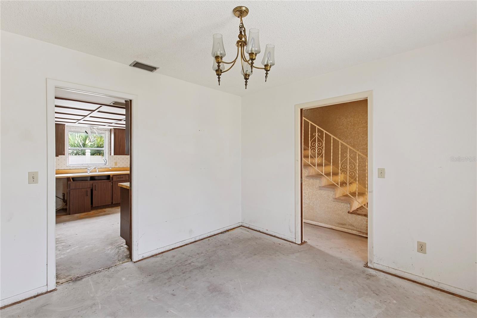 Image 39 of 43 For 205 Gulf Boulevard