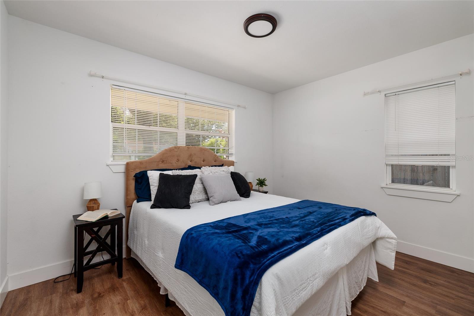 Image 11 of 22 For 3945 3rd Avenue N