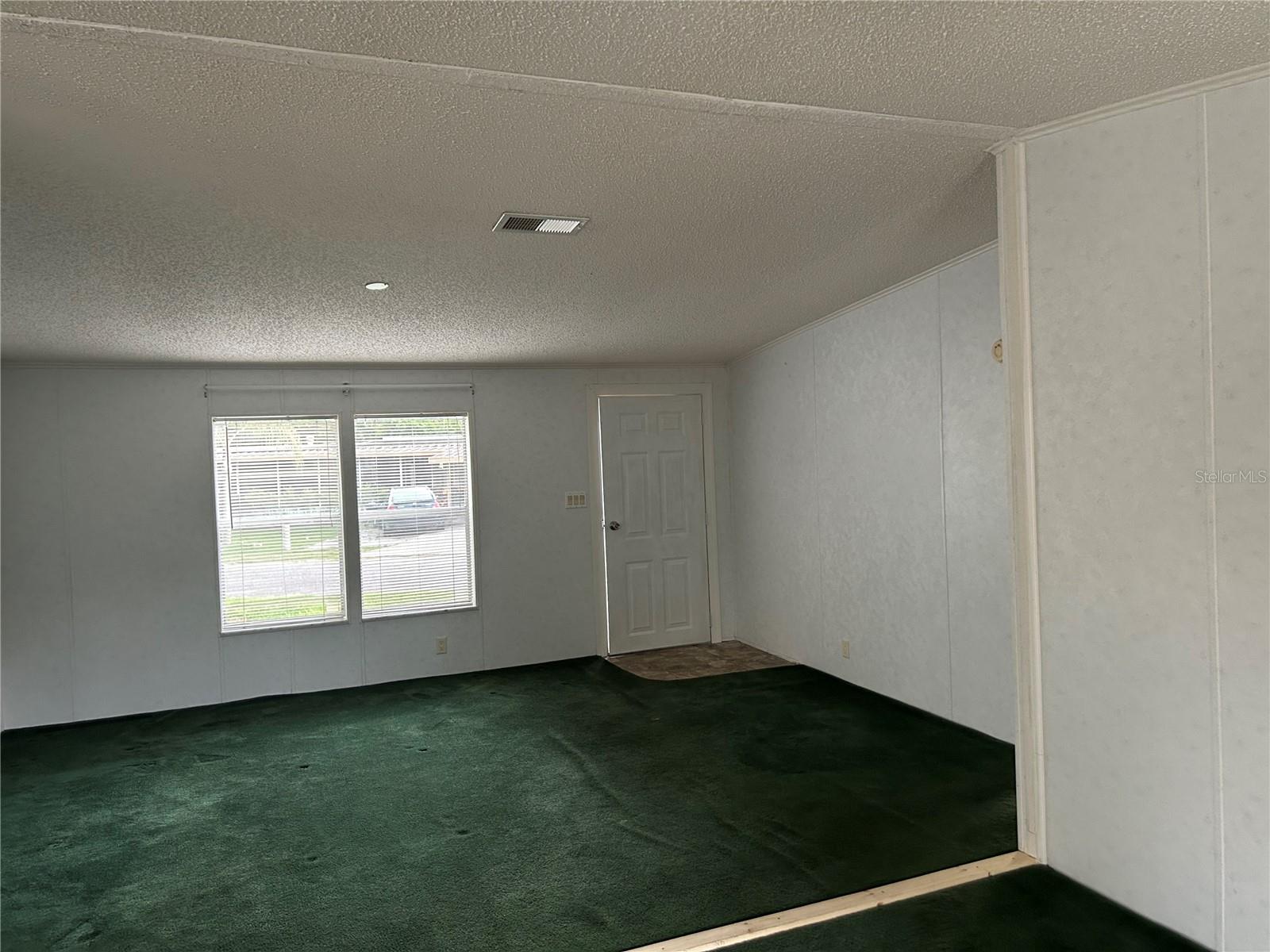 Image 9 of 27 For 359 Center Drive
