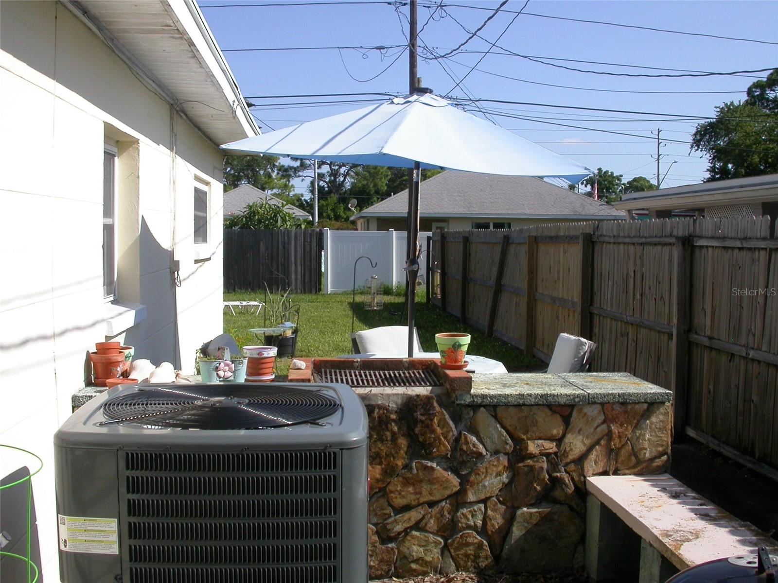Image 24 of 25 For 7439 37th Avenue N