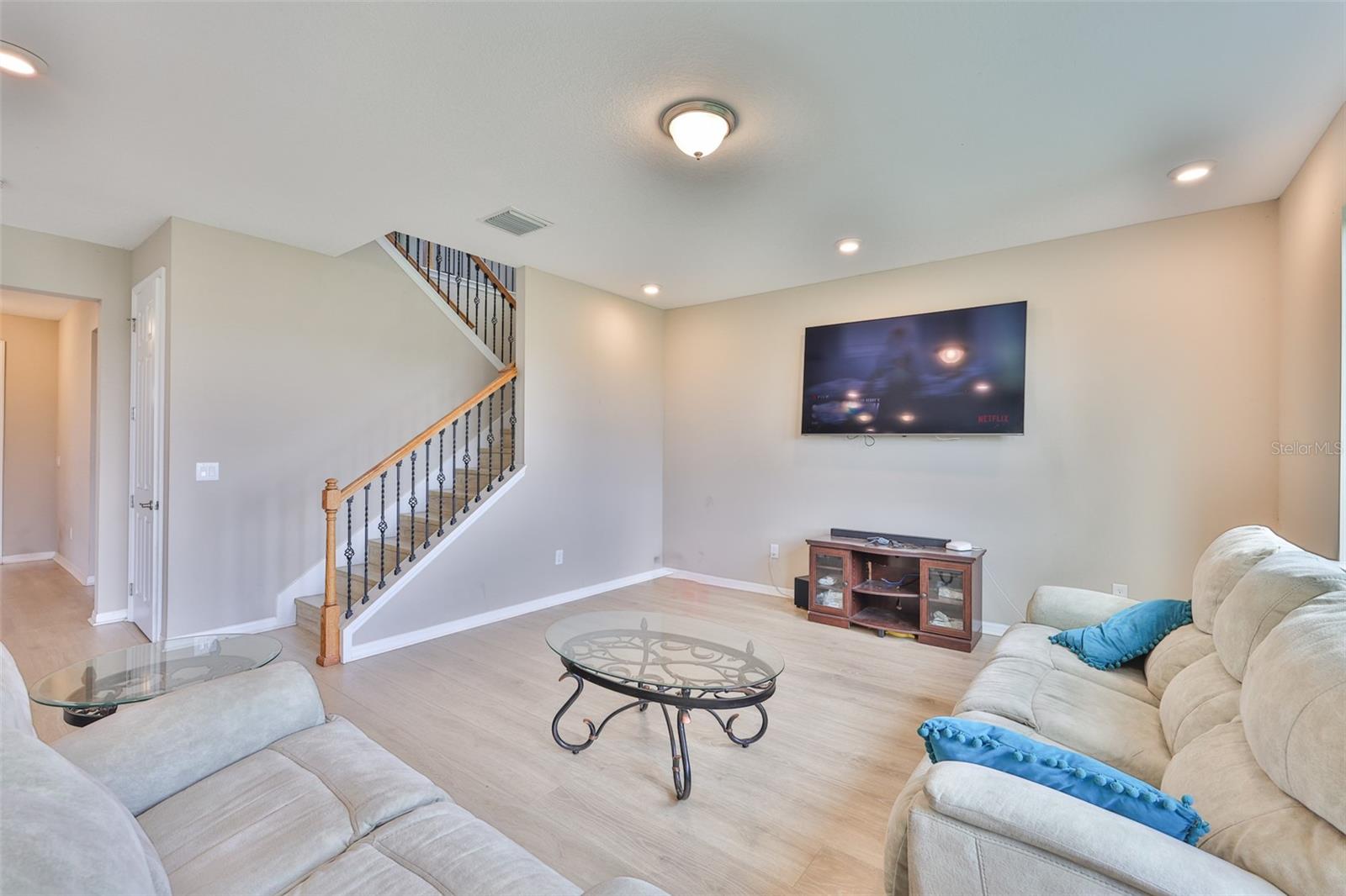 Image 12 of 37 For 11918 Bahia Valley Drive