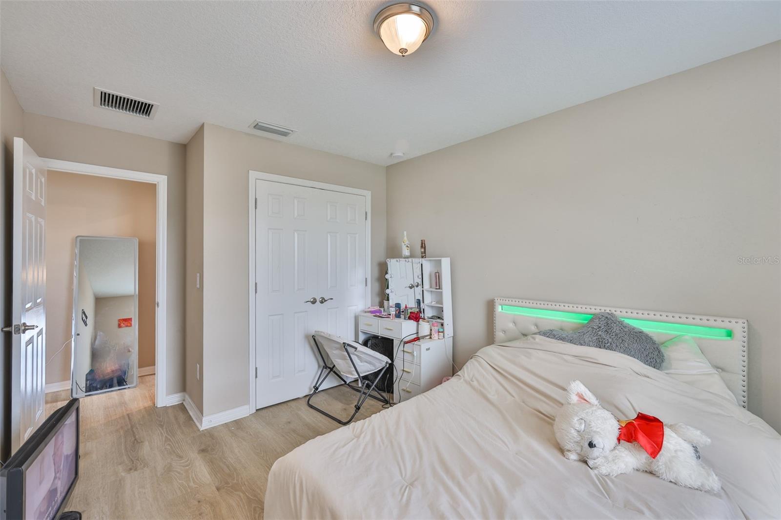 Image 19 of 37 For 11918 Bahia Valley Drive