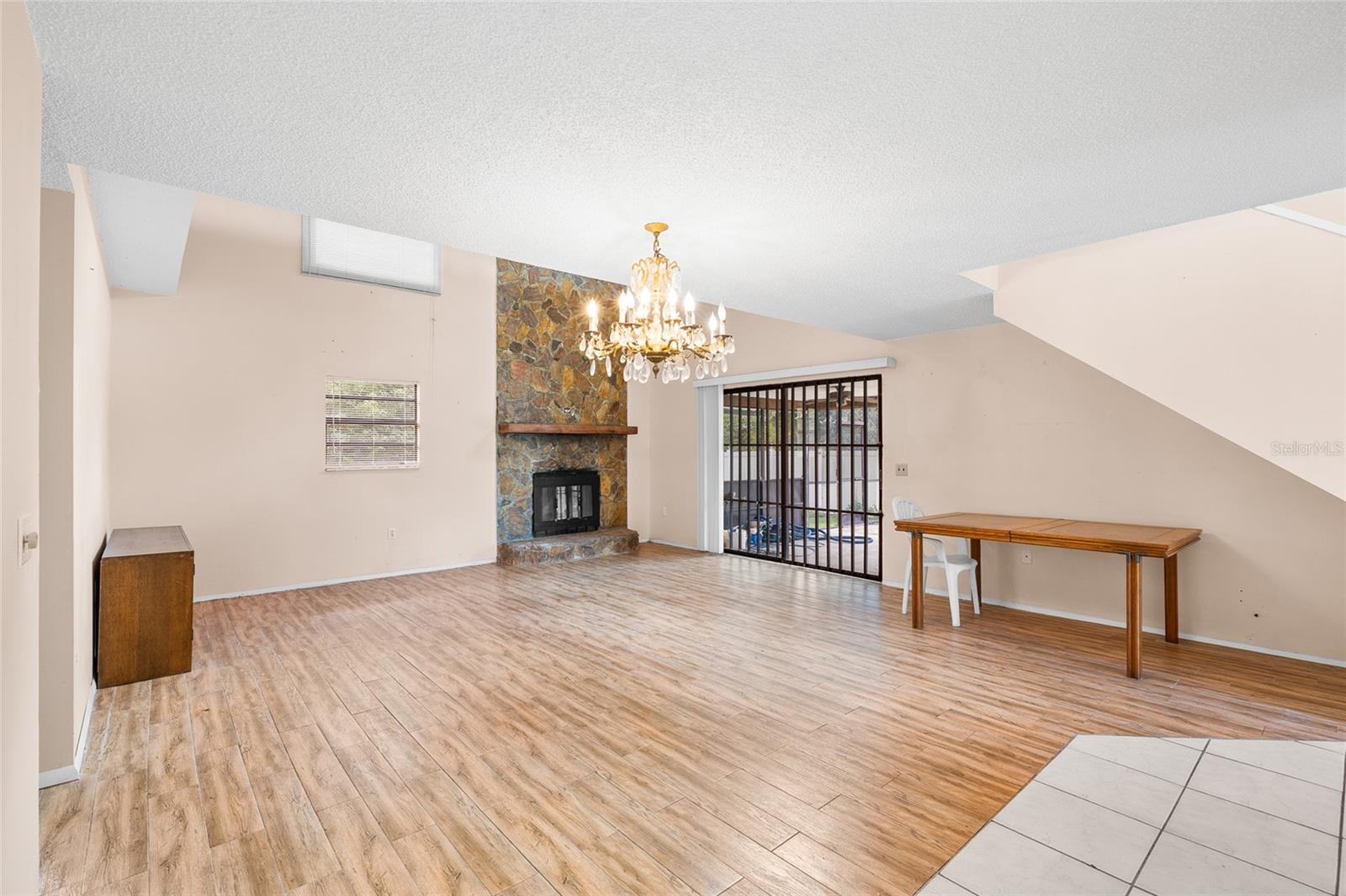 Image 15 of 49 For 3030 Shadow Oaks Drive