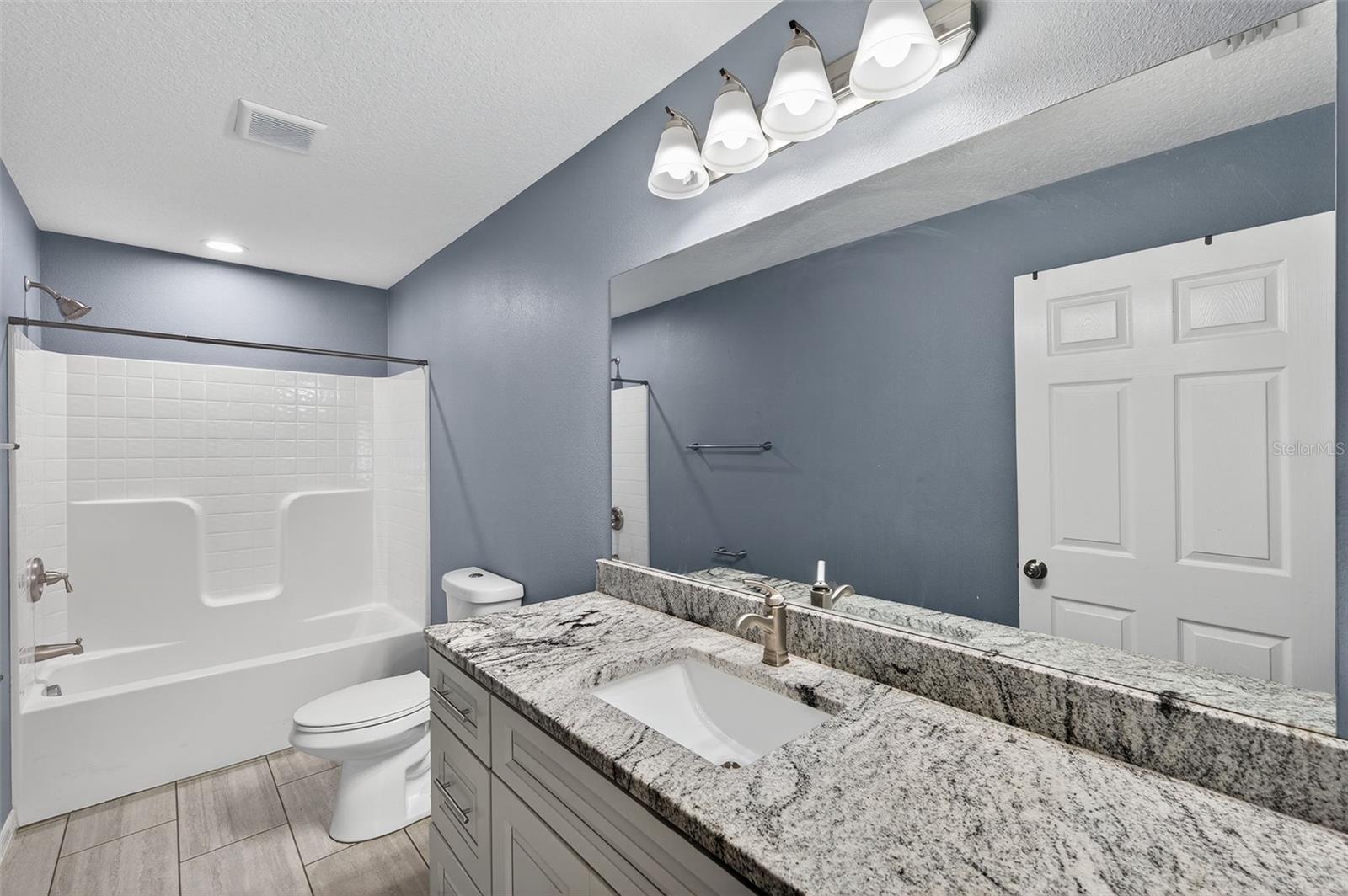 Image 10 of 15 For 203 11th Street Drive W