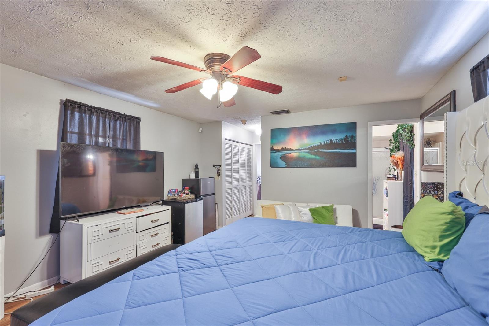 Image 18 of 26 For 10009 22nd Street