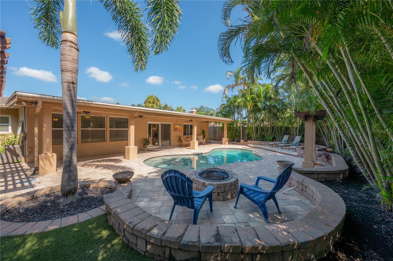 Image 11 of 79 For 3935 Eden Roc Circle