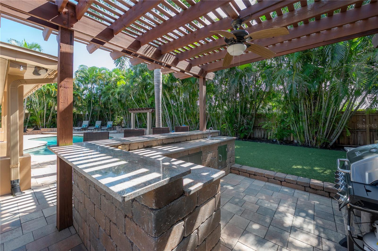 Image 14 of 79 For 3935 Eden Roc Circle