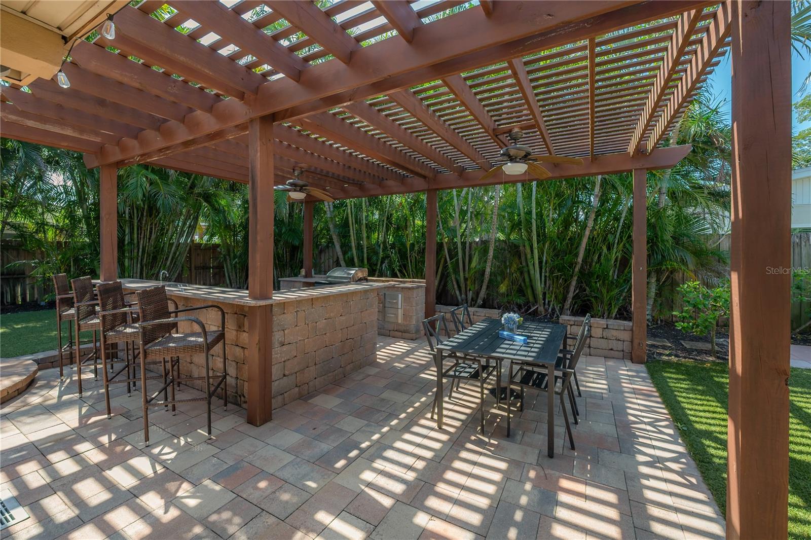 Image 17 of 79 For 3935 Eden Roc Circle