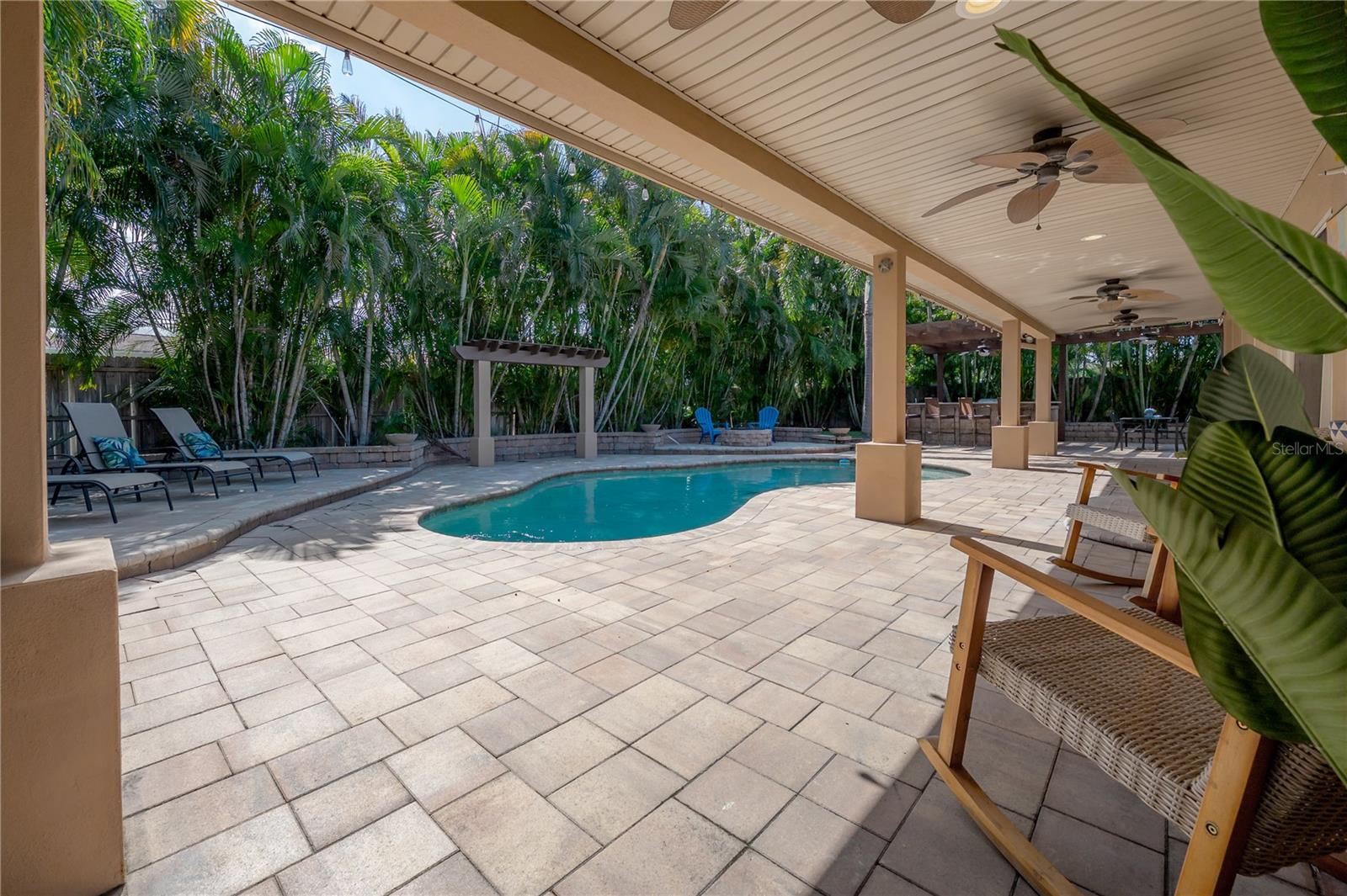 Image 8 of 79 For 3935 Eden Roc Circle
