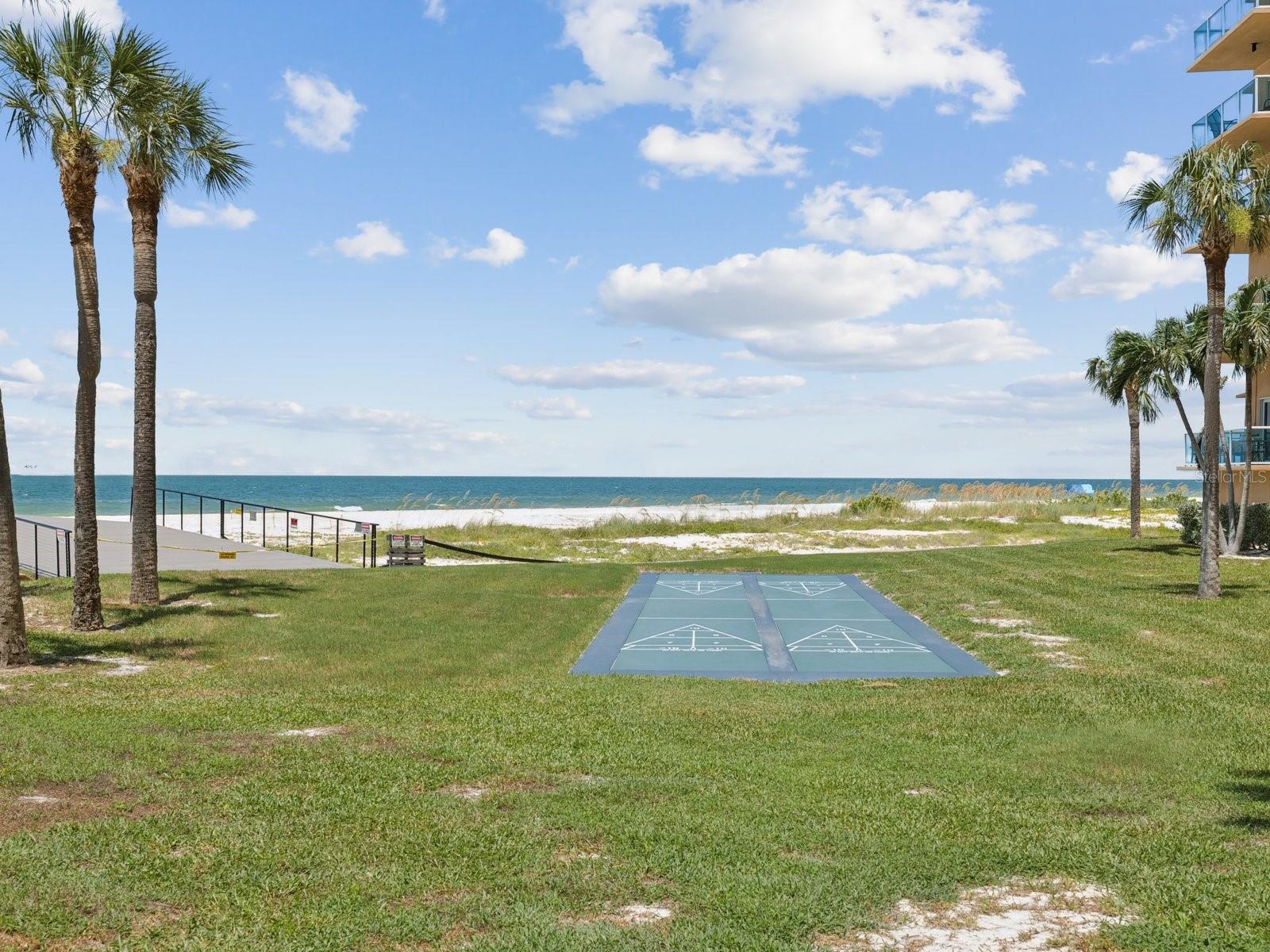 Image 30 of 44 For 880 Mandalay Avenue C613