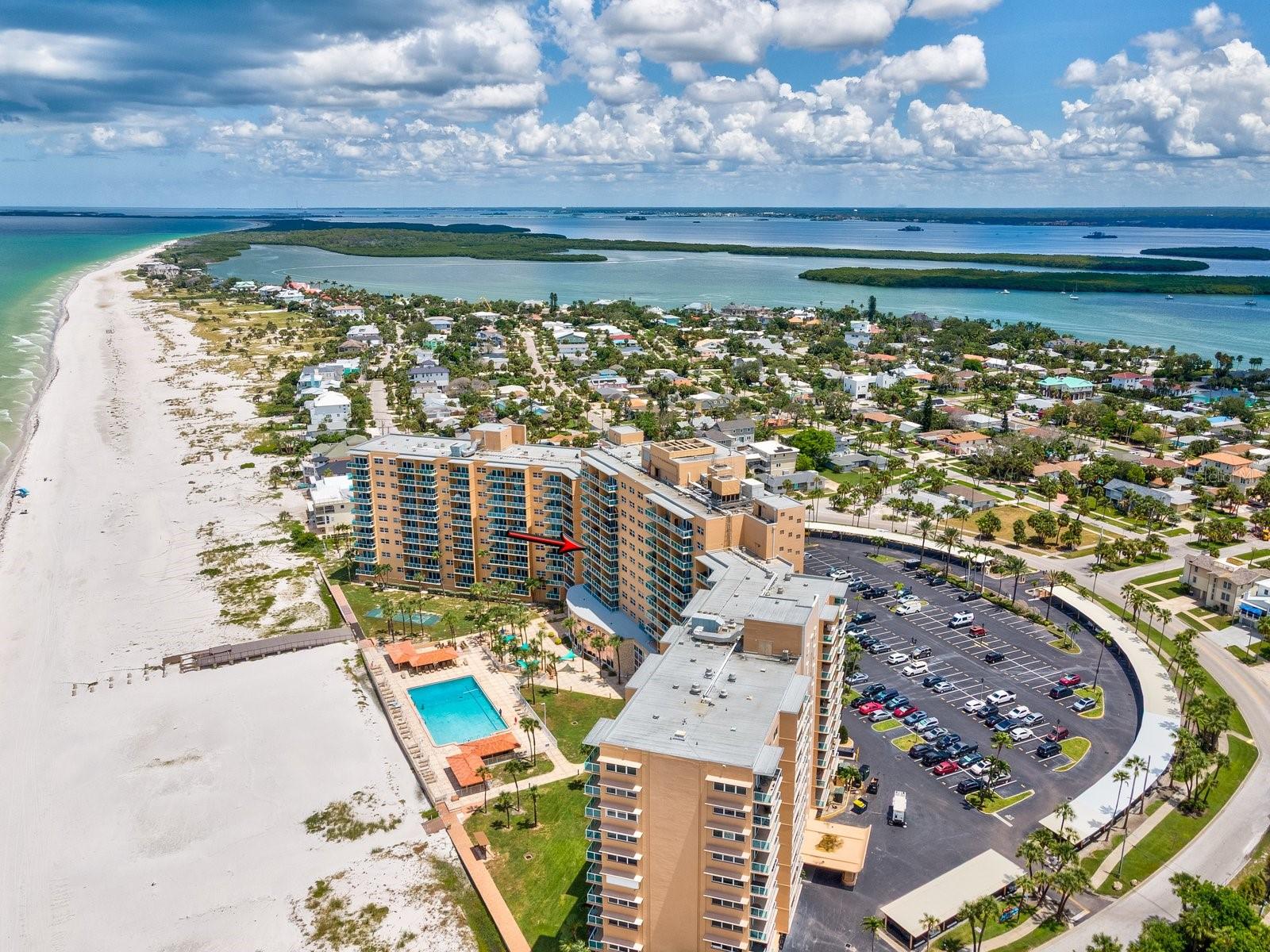 Image 33 of 44 For 880 Mandalay Avenue C613