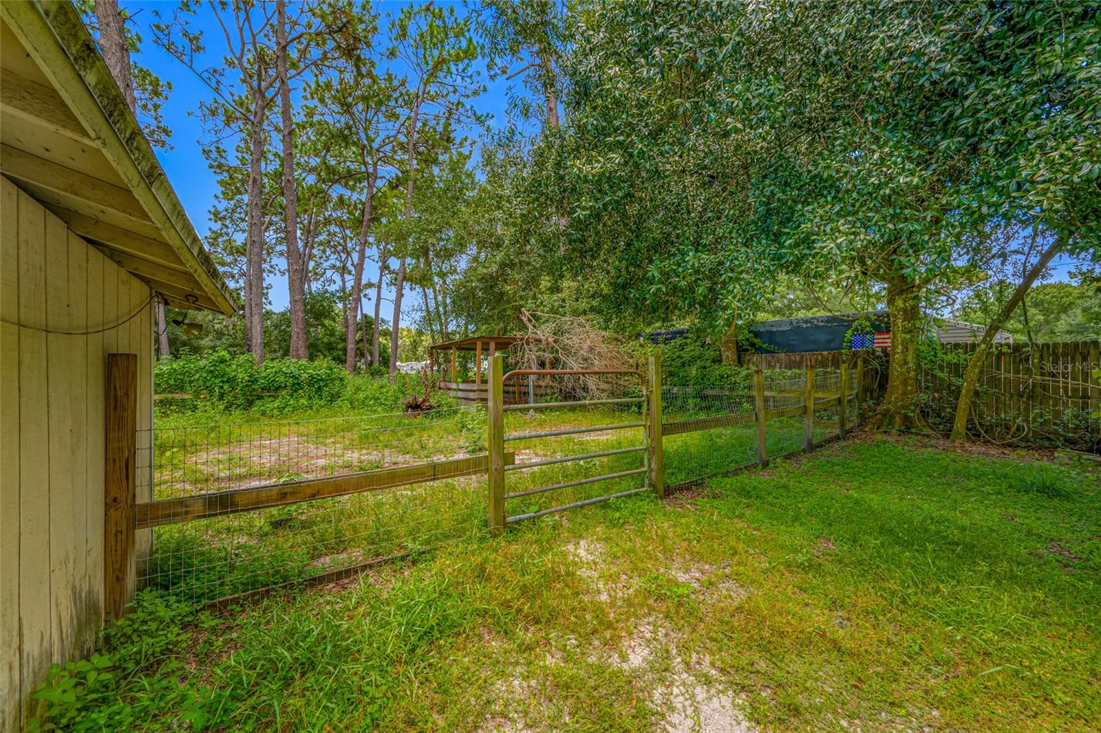 Image 7 of 22 For 17650 Driftwood Lane