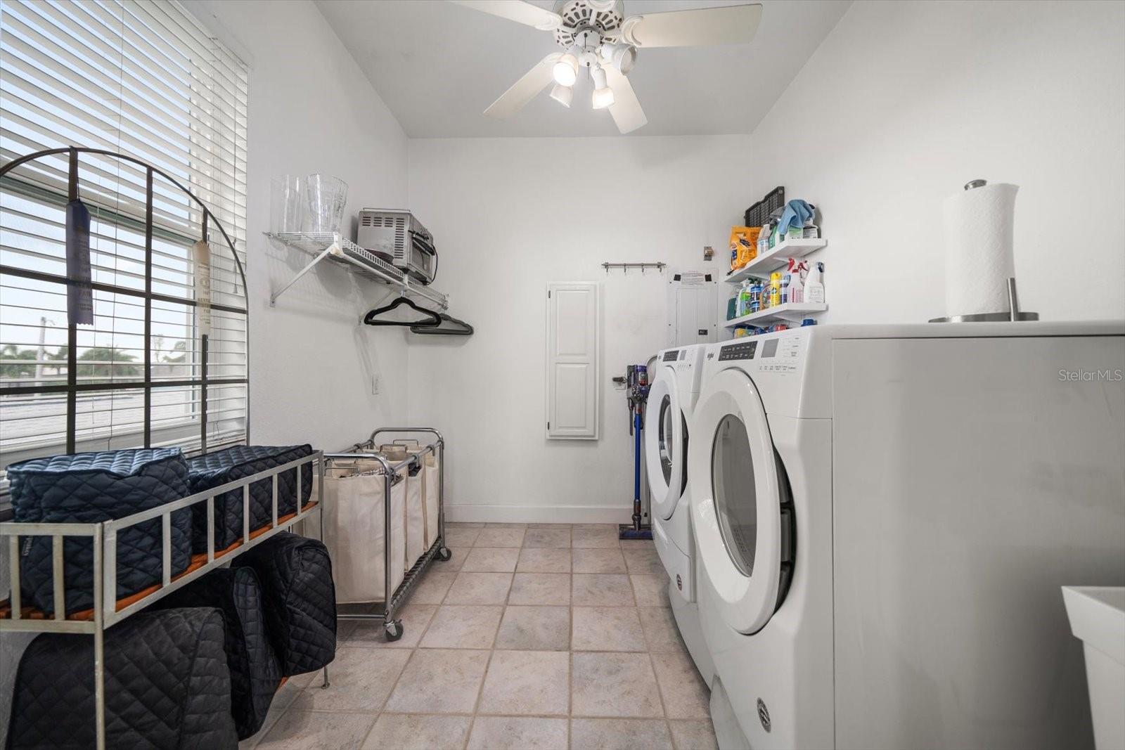 Image 69 of 80 For 11700 5th Street E