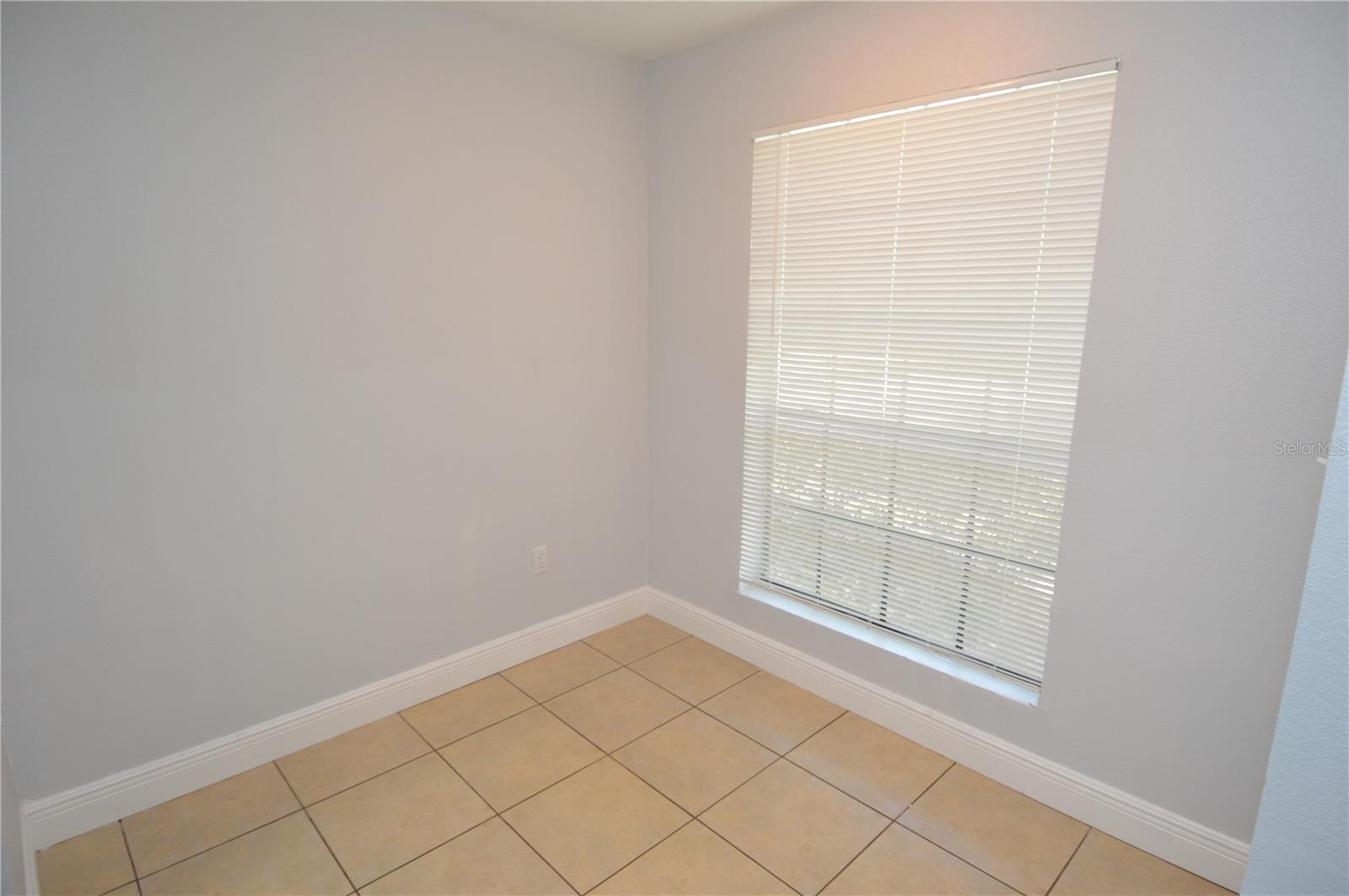 Image 16 of 96 For 8649 Fancy Finch Drive 102
