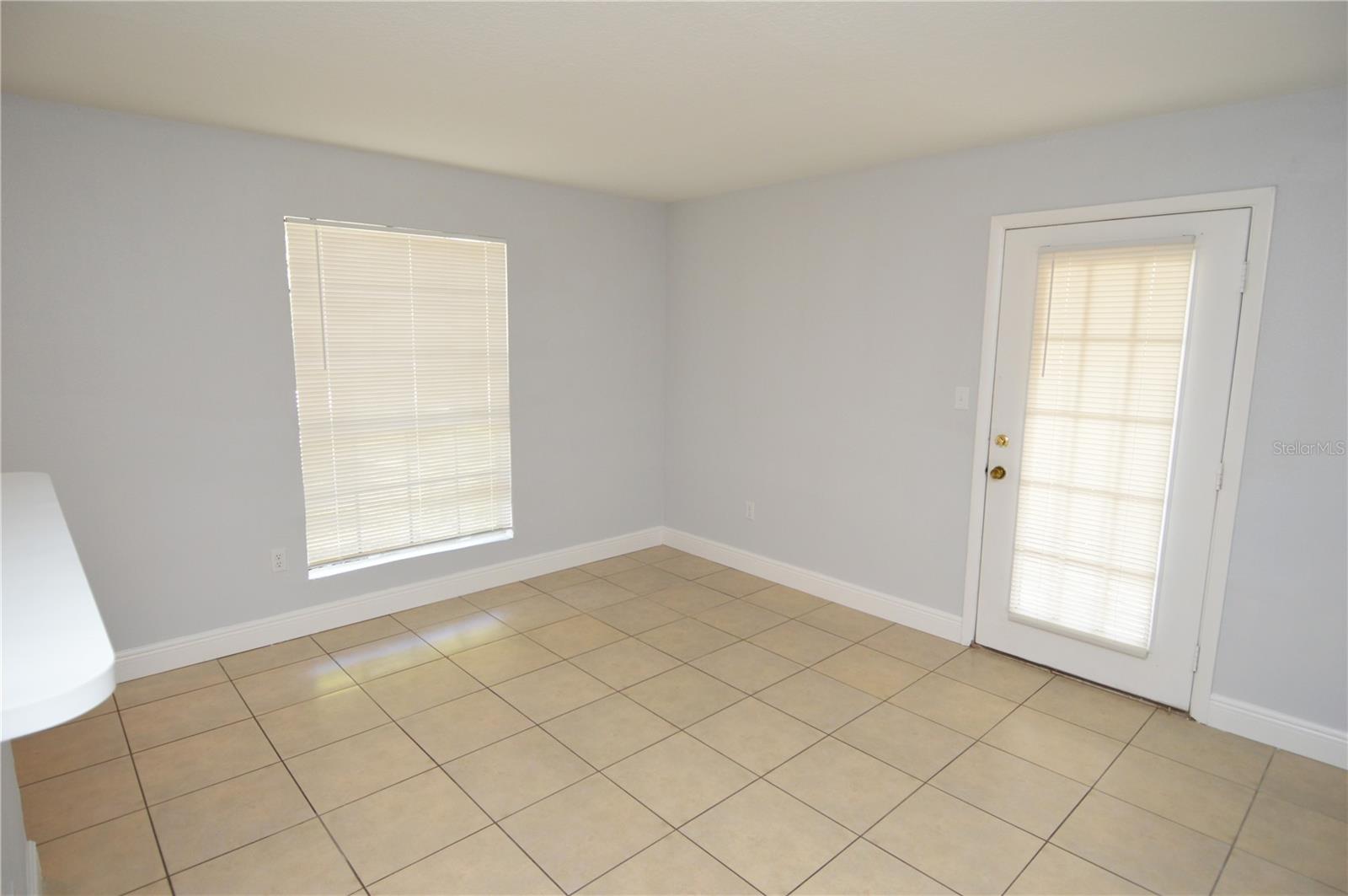 Image 20 of 96 For 8649 Fancy Finch Drive 102