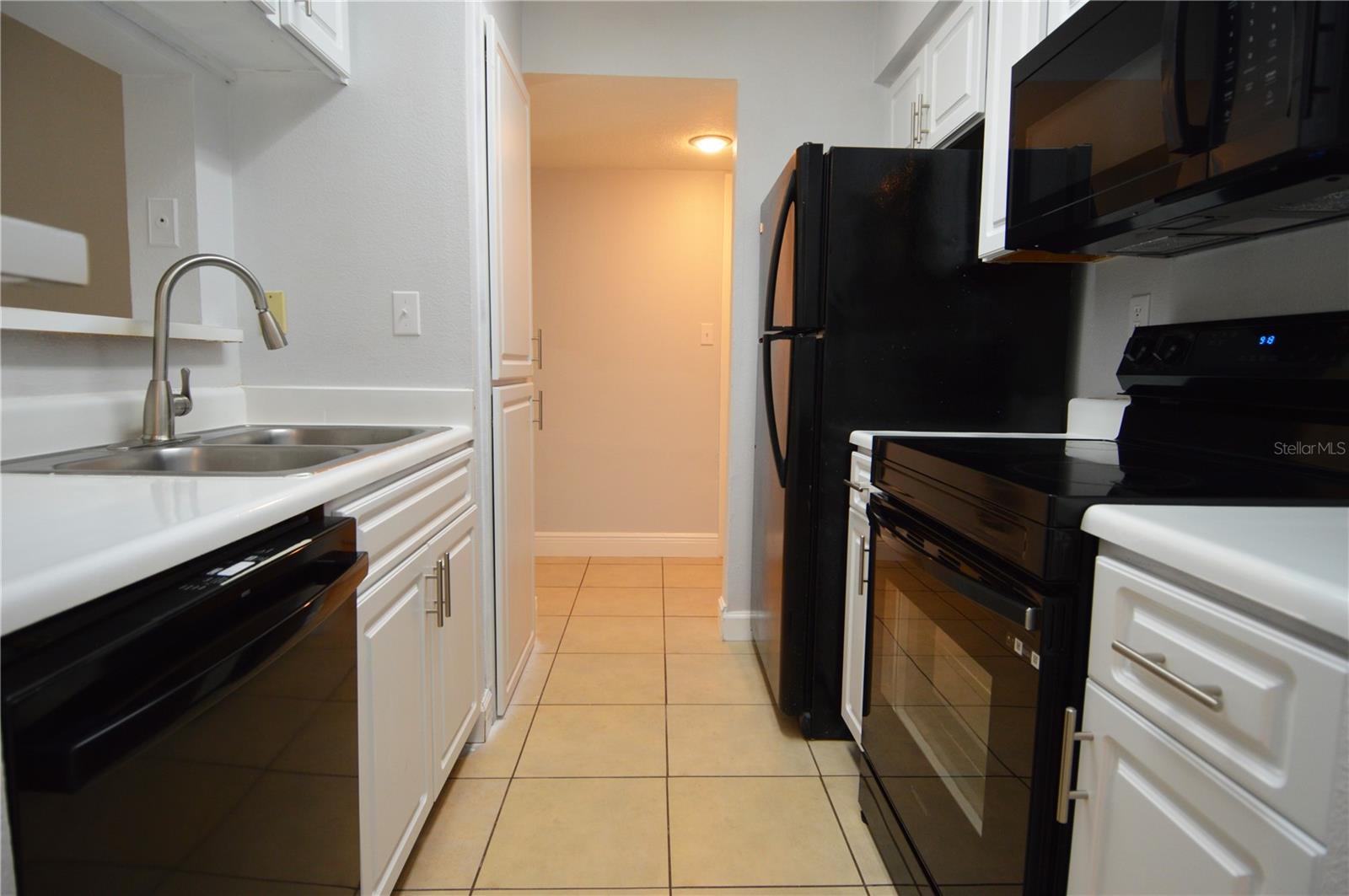 Image 9 of 96 For 8649 Fancy Finch Drive 102