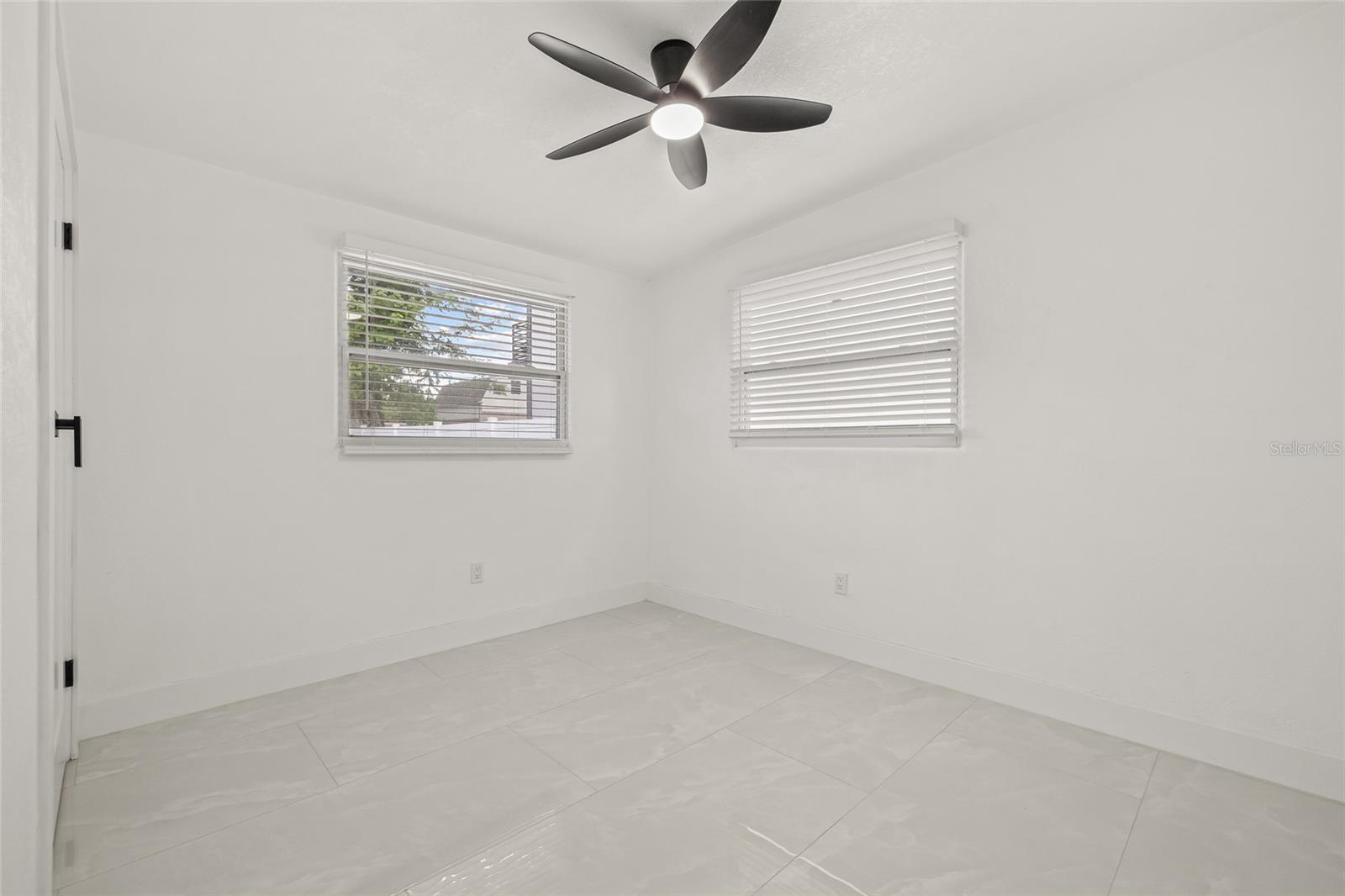 Image 16 of 29 For 2134 Catalina Drive