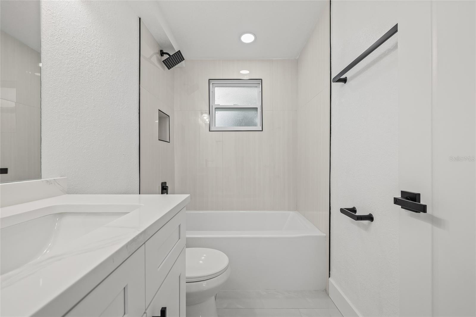Image 18 of 29 For 2134 Catalina Drive