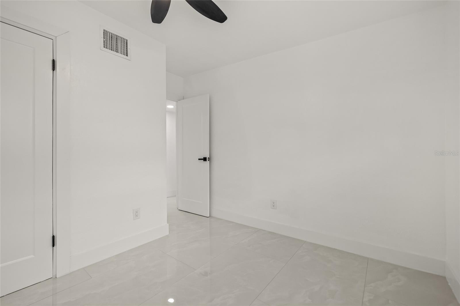 Image 23 of 29 For 2134 Catalina Drive