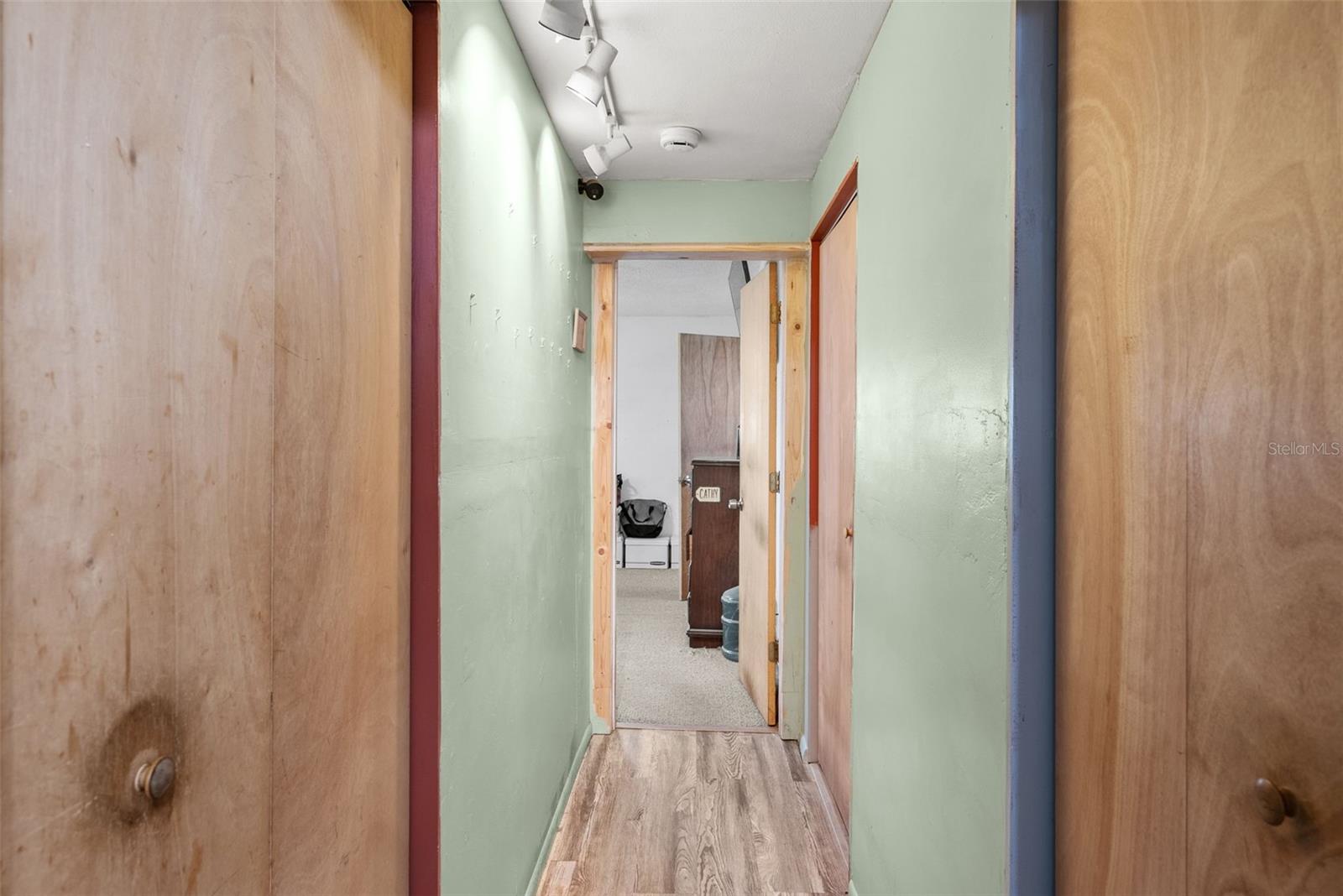 Image 11 of 28 For 4245 Crestfield Avenue