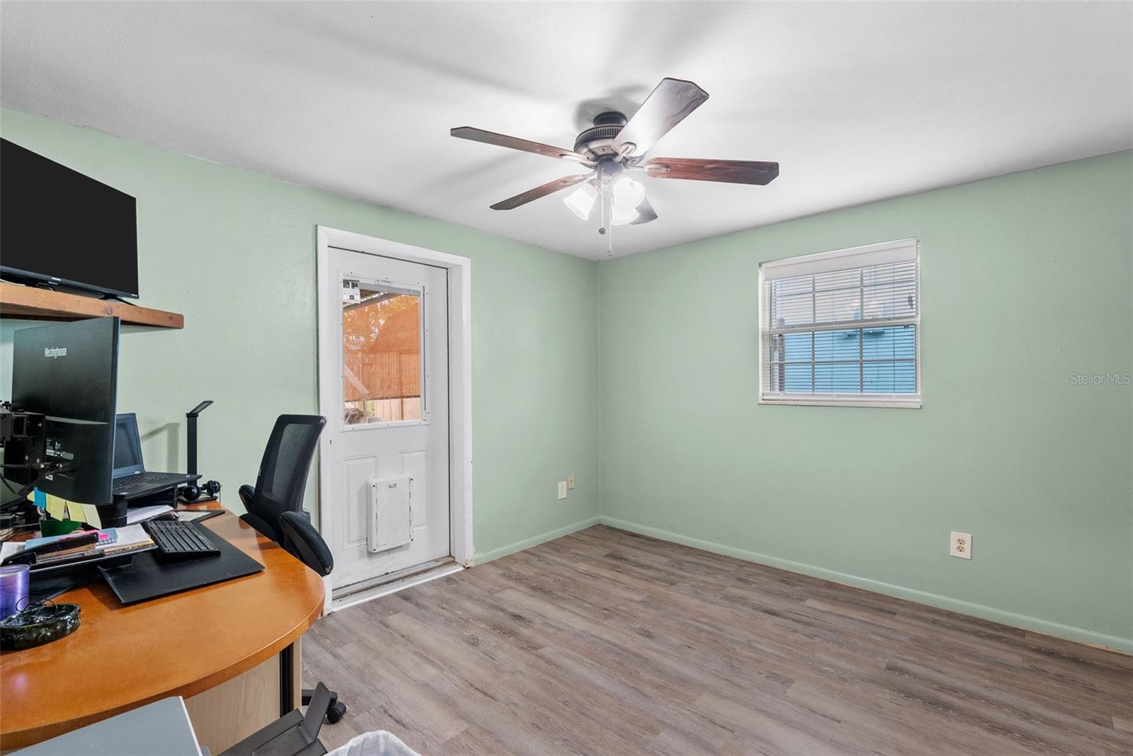 Image 20 of 28 For 4245 Crestfield Avenue