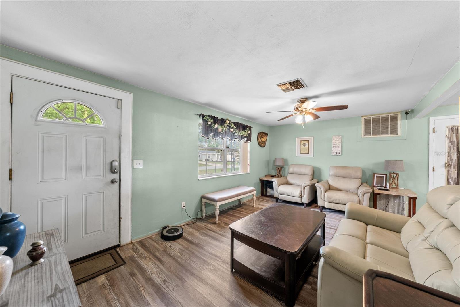 Image 5 of 28 For 4245 Crestfield Avenue