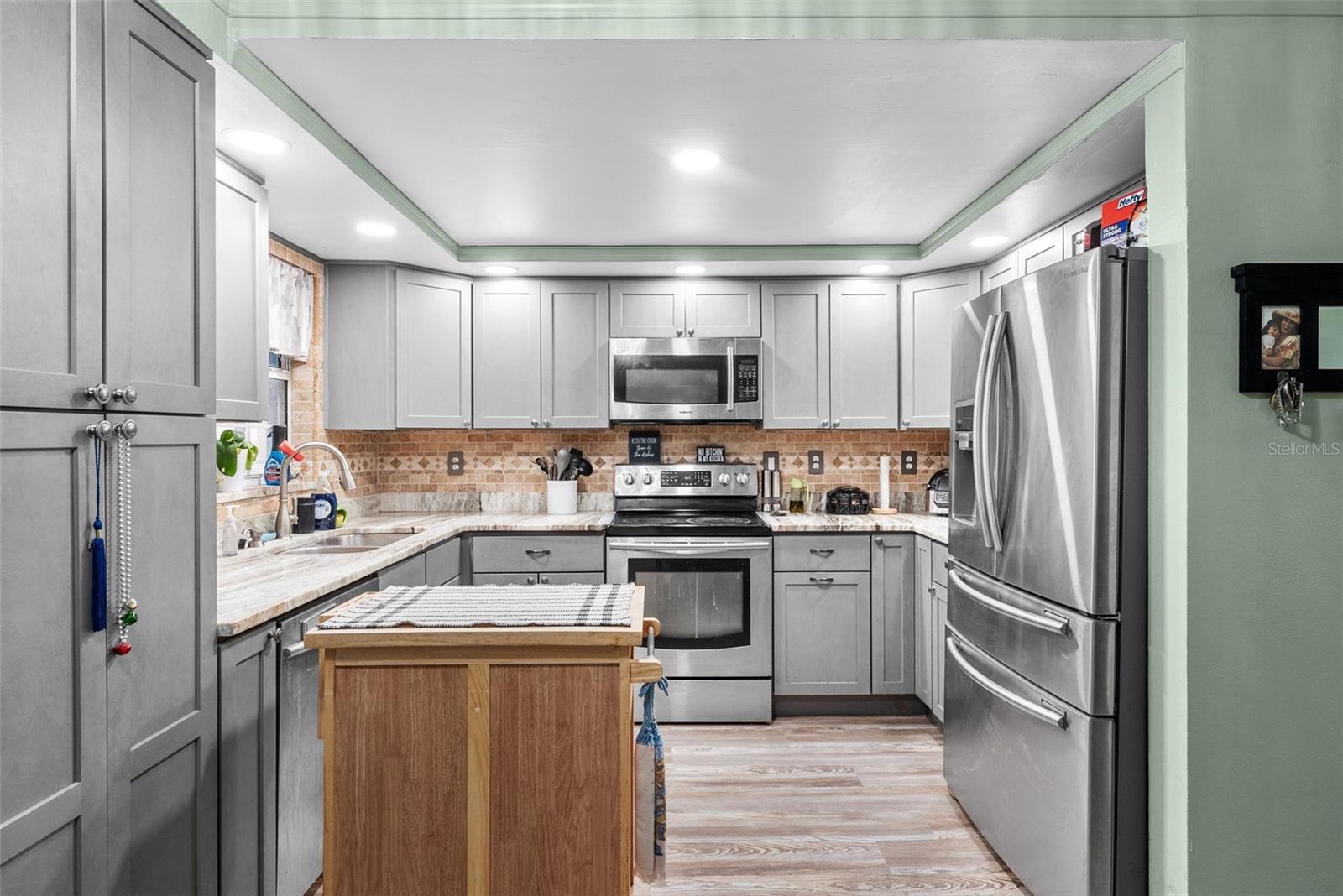 Image 9 of 28 For 4245 Crestfield Avenue