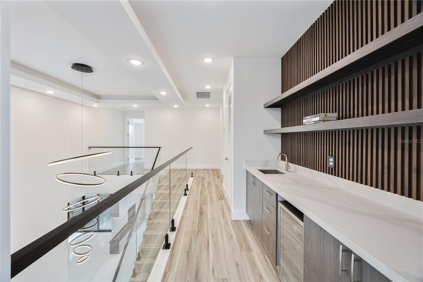 Image 24 of 60 For 4426 Euclid Avenue