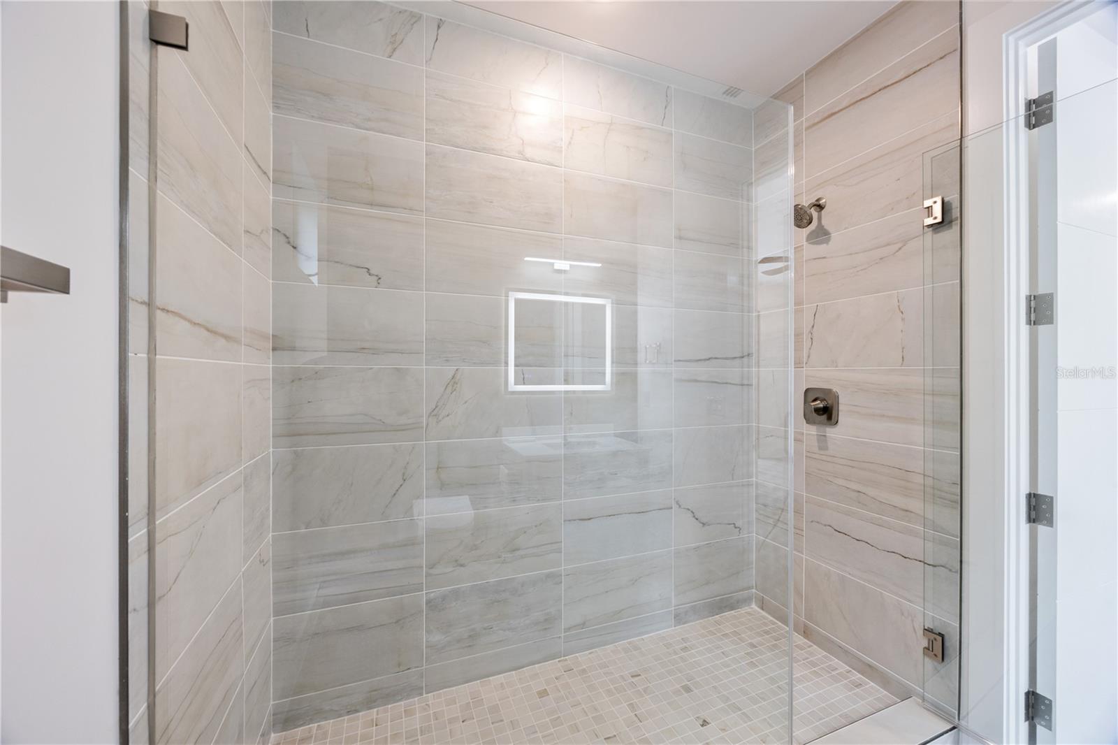 Image 39 of 60 For 4426 Euclid Avenue