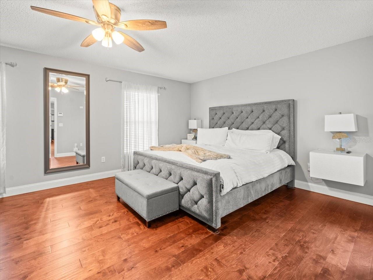 Image 22 of 44 For 8511 Edgewater Place Boulevard