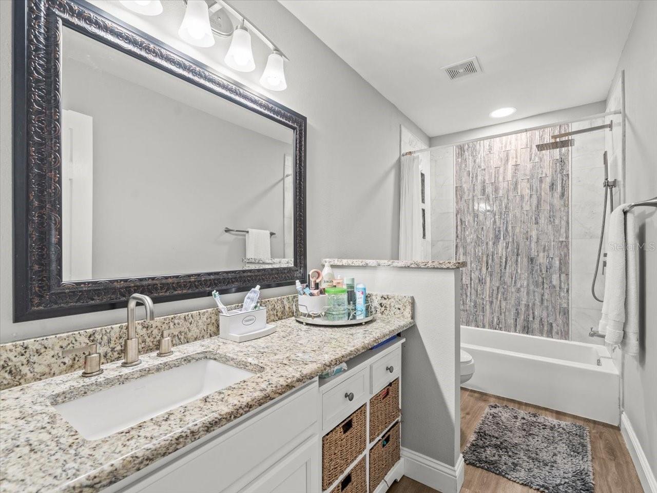 Image 24 of 44 For 8511 Edgewater Place Boulevard