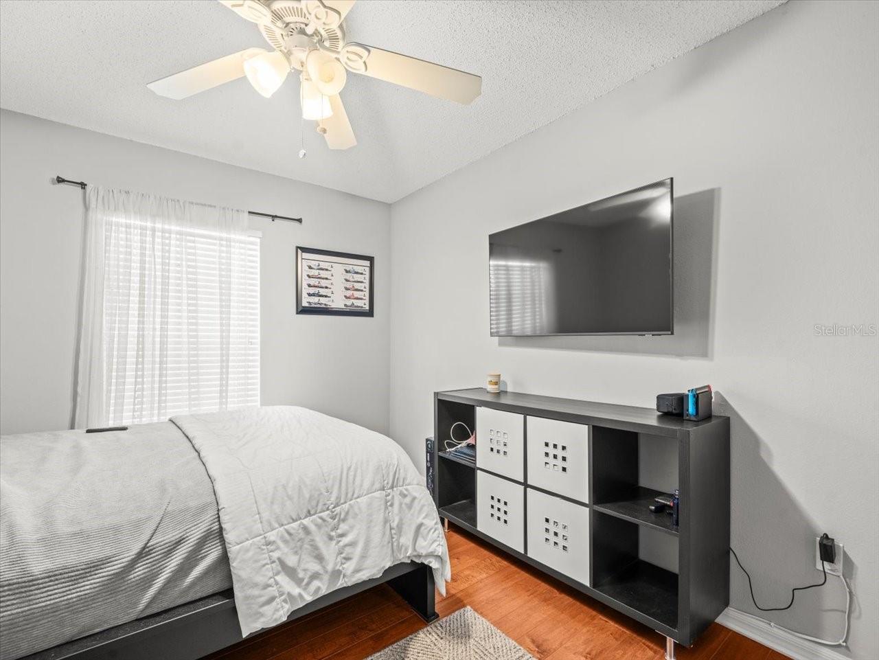 Image 27 of 44 For 8511 Edgewater Place Boulevard