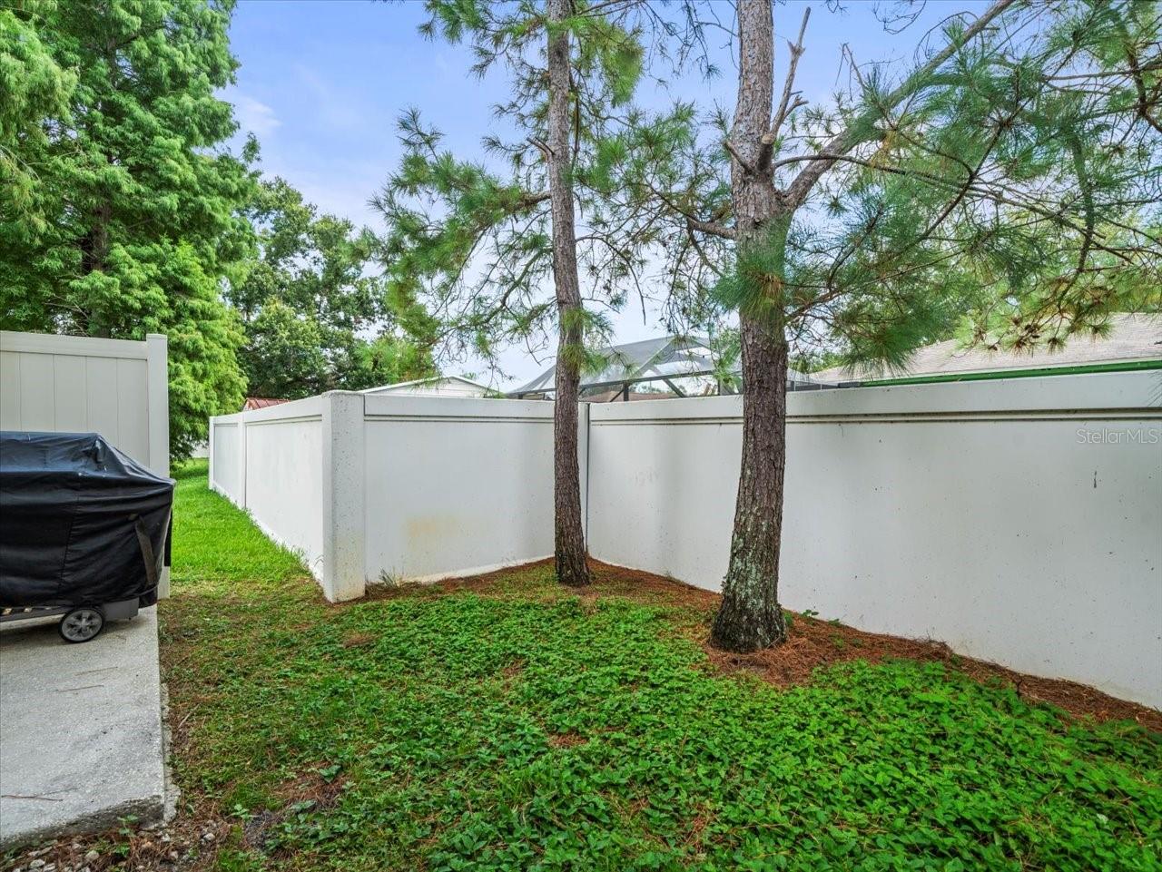 Image 33 of 44 For 8511 Edgewater Place Boulevard