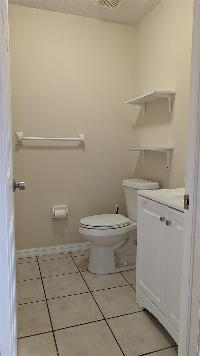 Image 10 of 13 For 3607 Idlewild Avenue 201