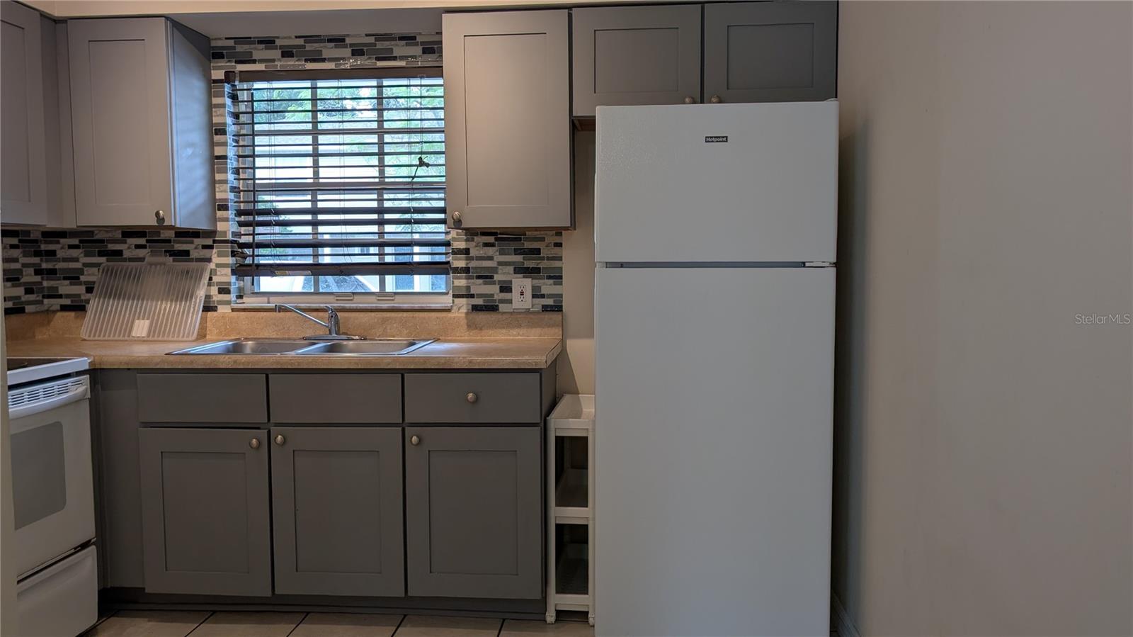 Image 4 of 13 For 3607 Idlewild Avenue 201