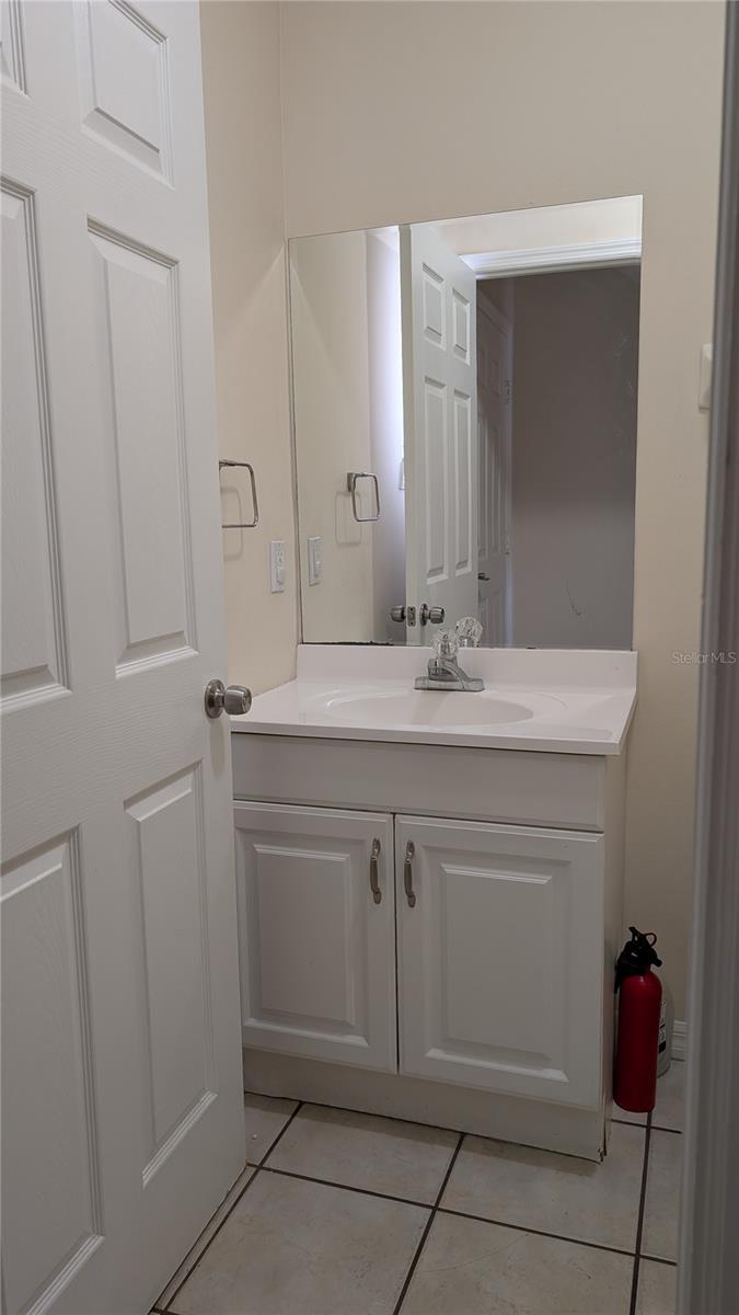 Image 8 of 13 For 3607 Idlewild Avenue 201