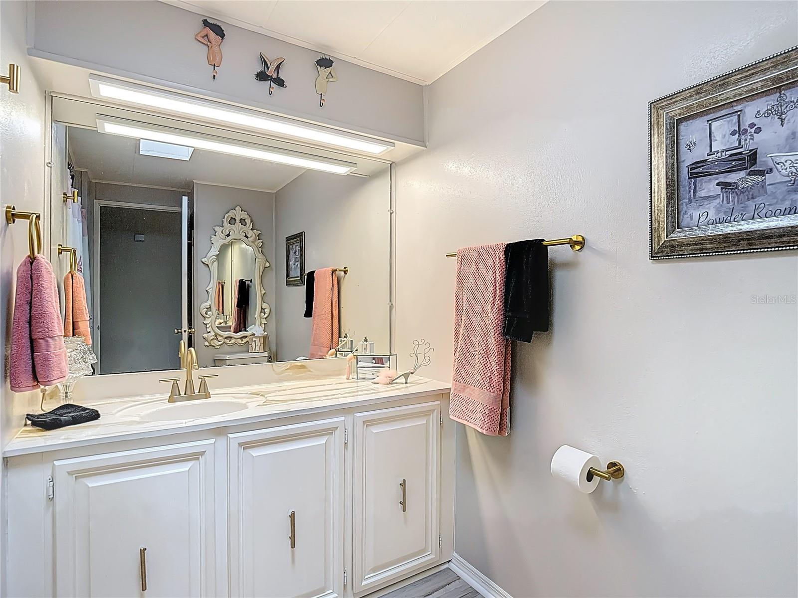 Image 14 of 30 For 7359 Highpoint