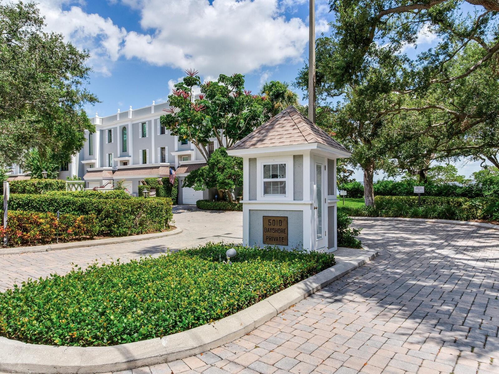 Details for 5010 Bayshore Boulevard 7, TAMPA, FL 33611
