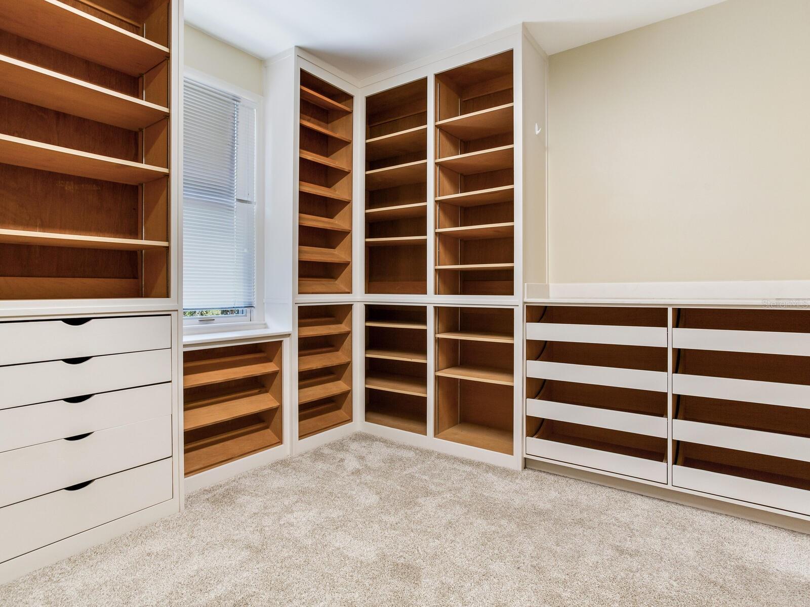Listing photo id 22 for 5010 Bayshore Boulevard 7