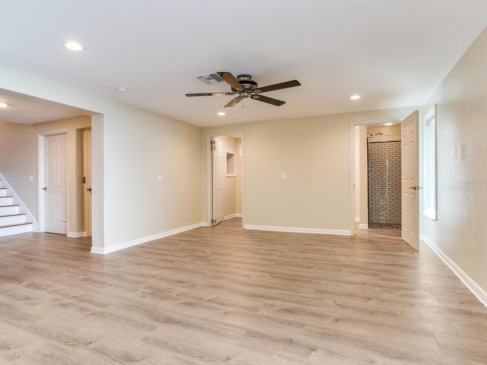 Listing photo id 30 for 5010 Bayshore Boulevard 7