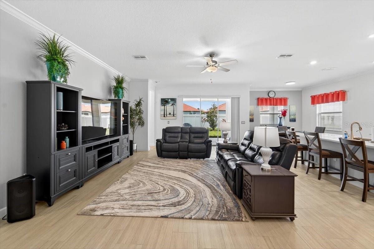 Image 16 of 86 For 17317 Scuba Crest Street