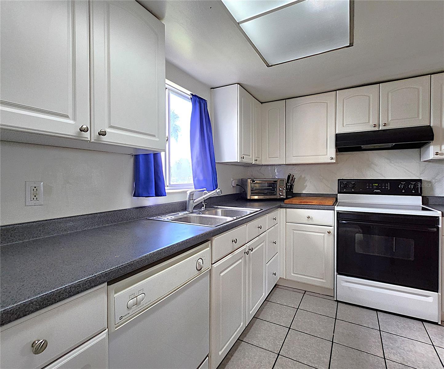 Image 15 of 38 For 7131 Dell Road 2