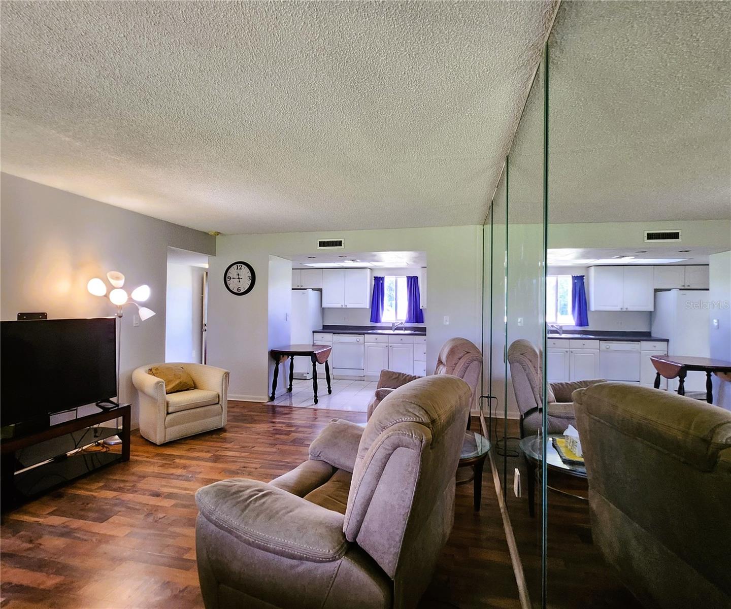 Image 9 of 38 For 7131 Dell Road 2