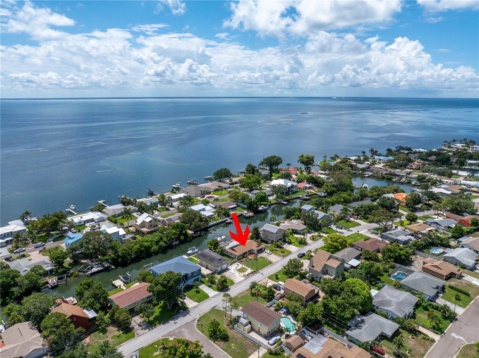 Image 64 of 78 For 4098 Beach Drive Se