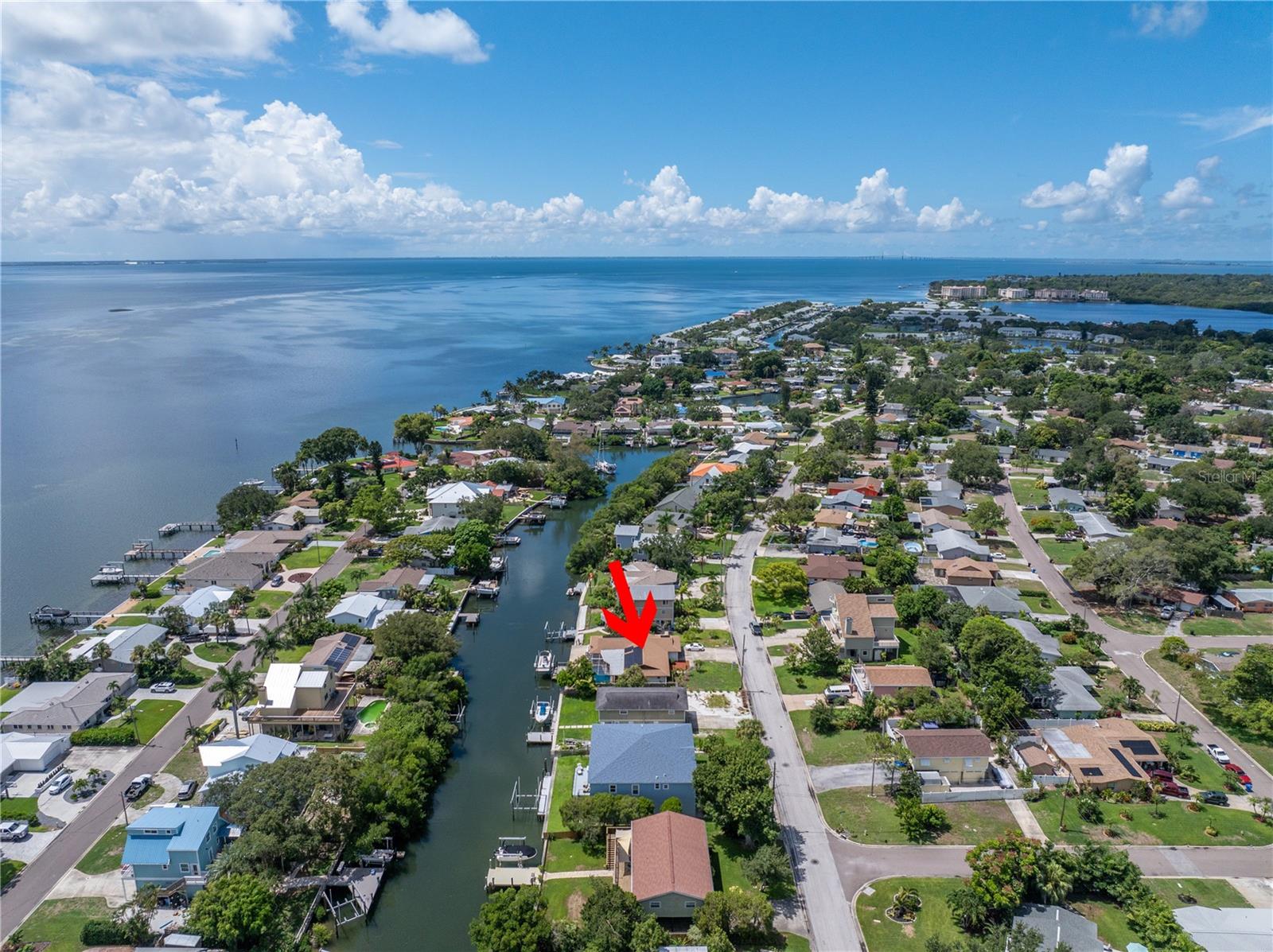 Image 65 of 78 For 4098 Beach Drive Se