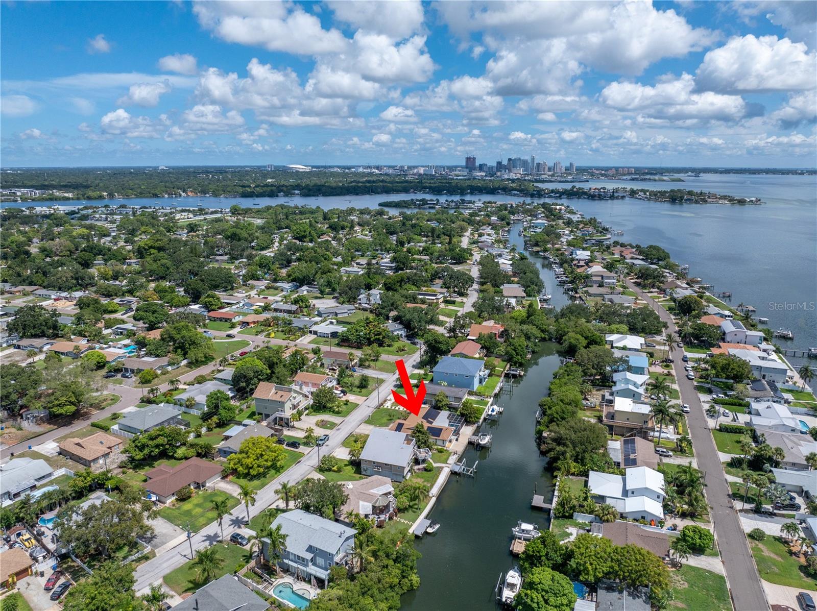 Image 70 of 78 For 4098 Beach Drive Se