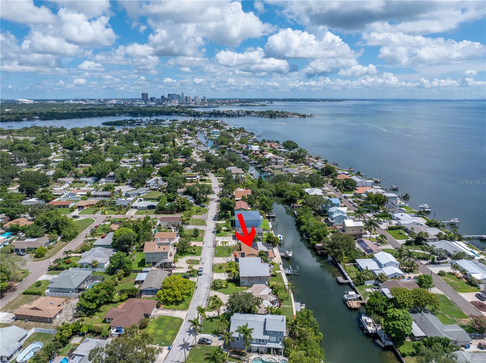 Image 71 of 78 For 4098 Beach Drive Se