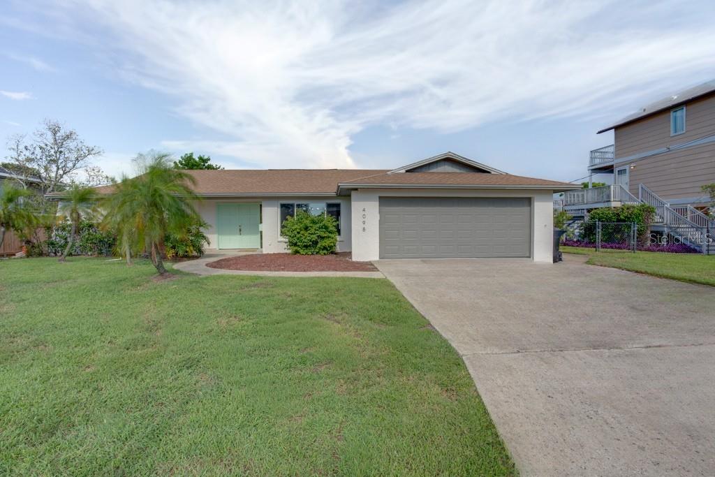 Image 76 of 78 For 4098 Beach Drive Se